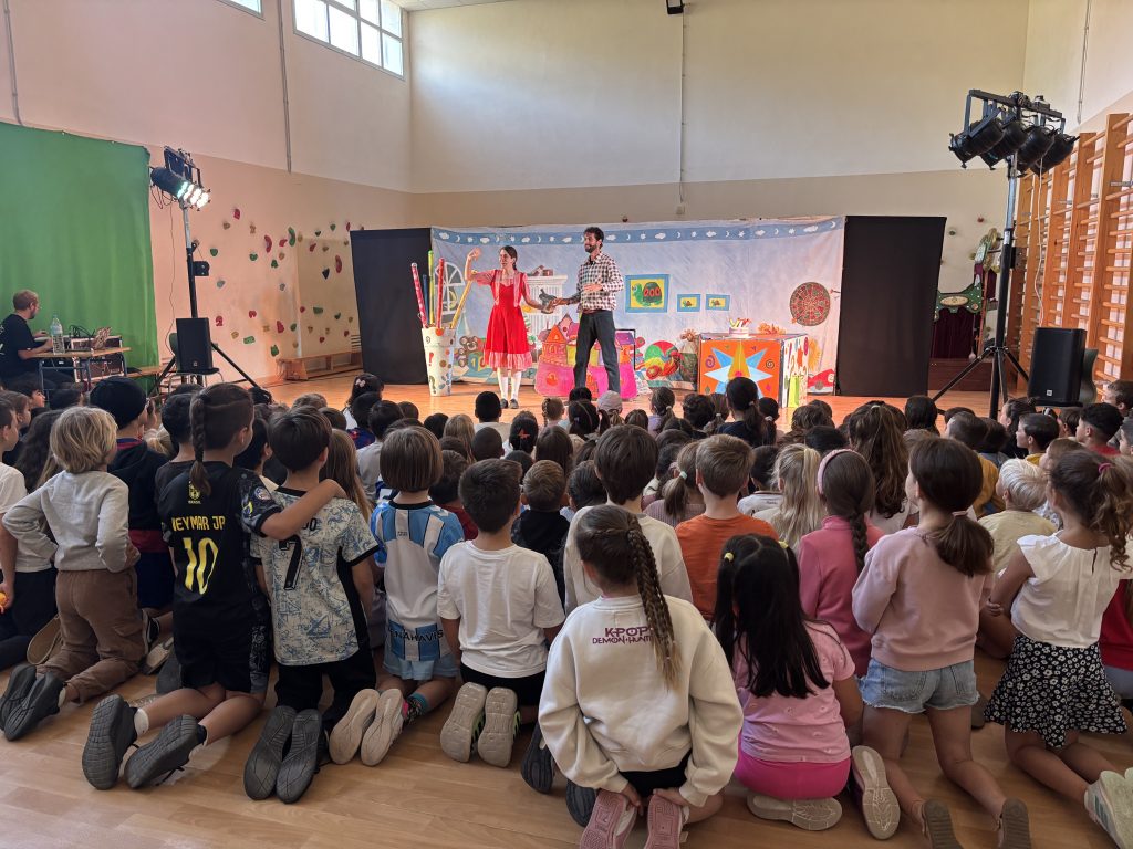 Teatro Bilingüe